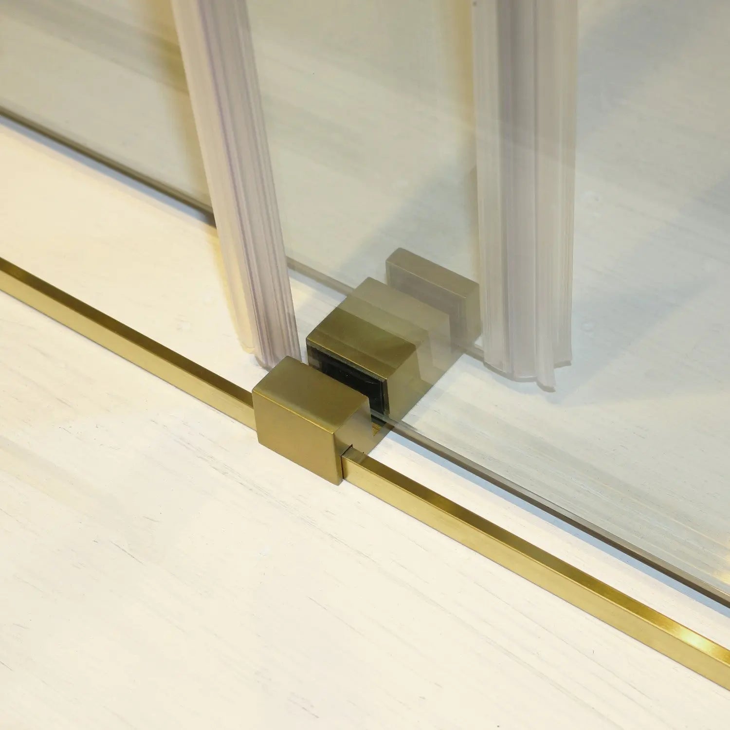 Set Of Two Tempered Glass Shower Doors Homeroots Bed & Bath