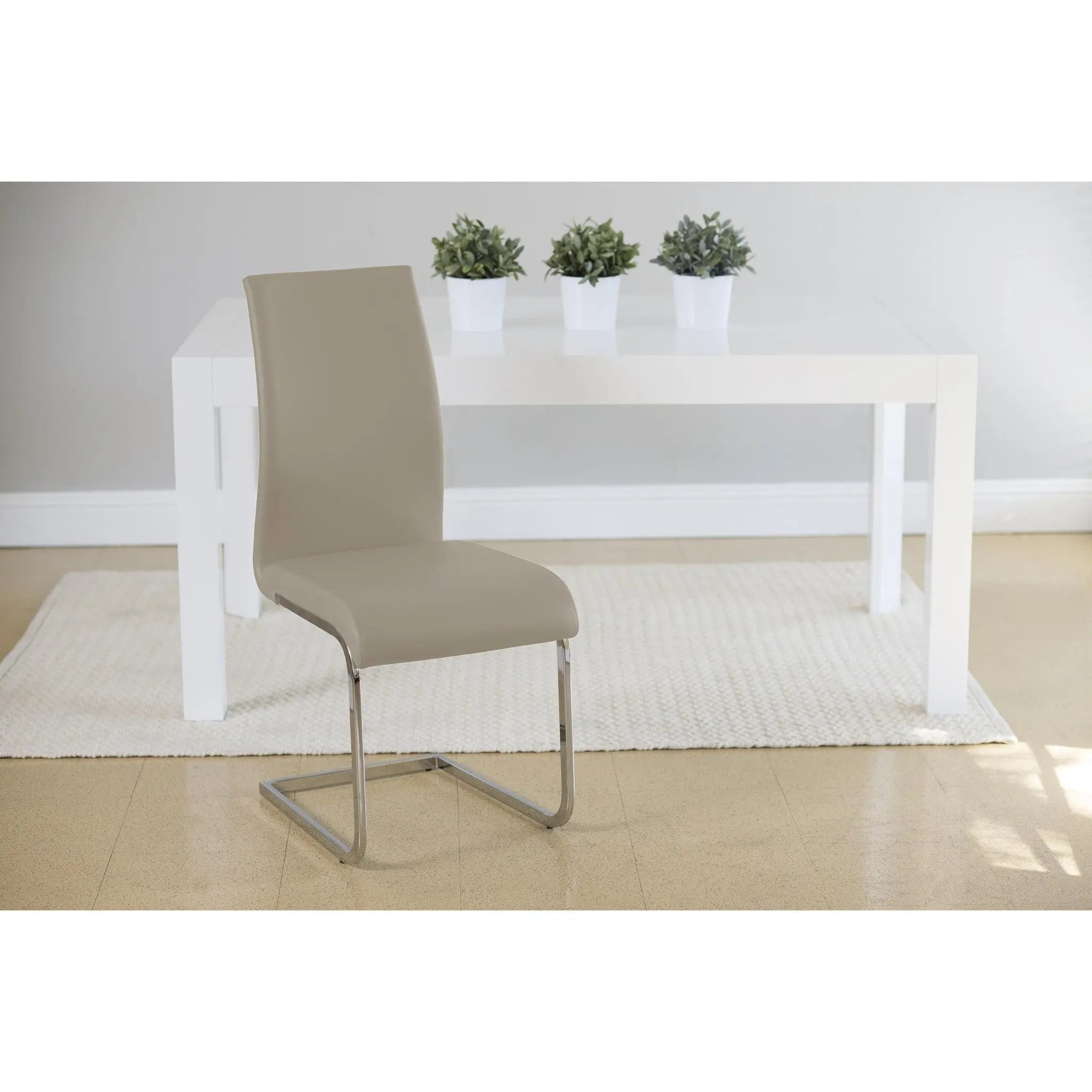 Set of Four Taupe and Silver Upholstered Leather Dining Side Chairs Homeroots Kitchen & Dining