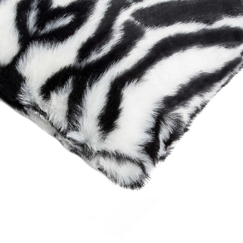 Set of Two 18" Black and White Faux Fur Throw Pillow Homeroots Home Decor