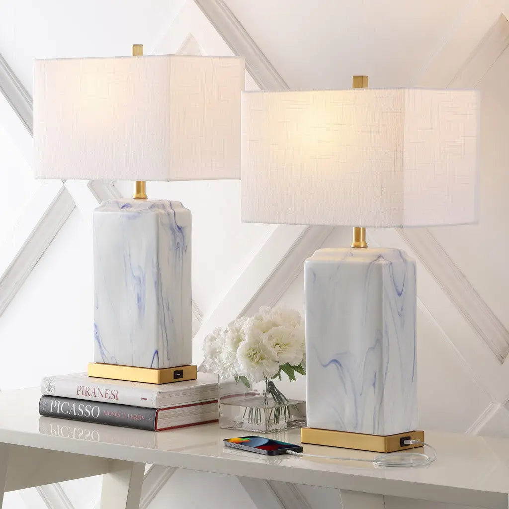 Set of Two 25" Gold Table Lamps With Shades Homeroots Lighting