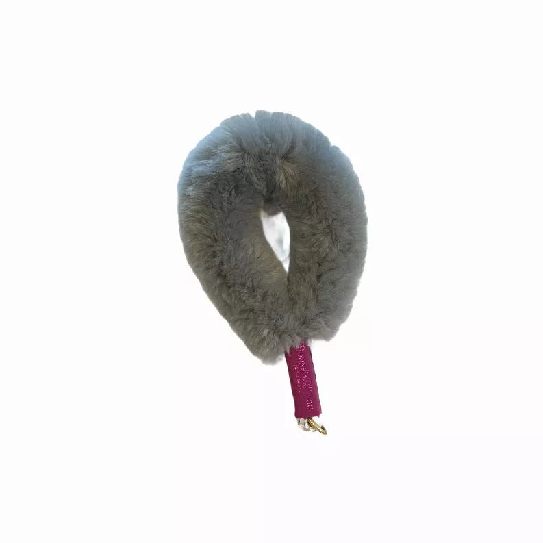 Shearling Fur Grip Bonne et Filou