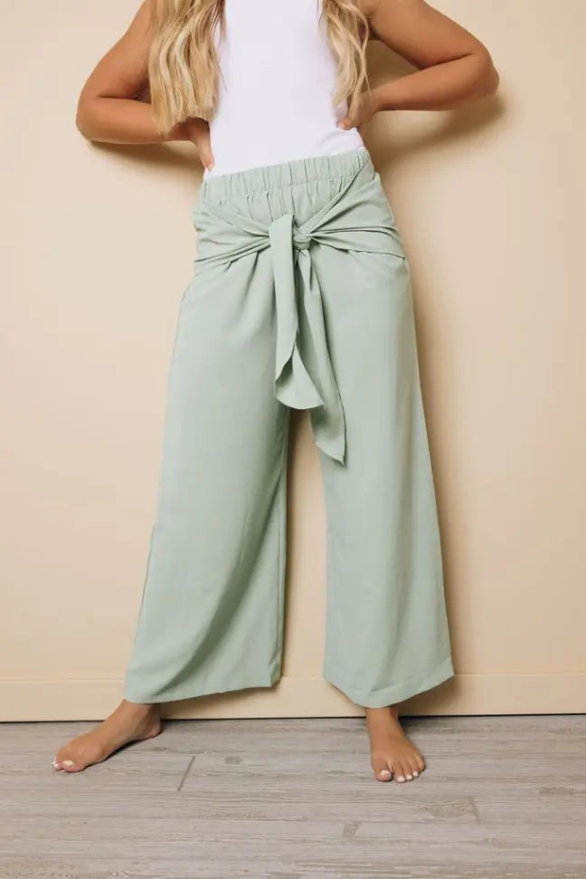 Shonda Wide Leg Pants Stay Warm in Style