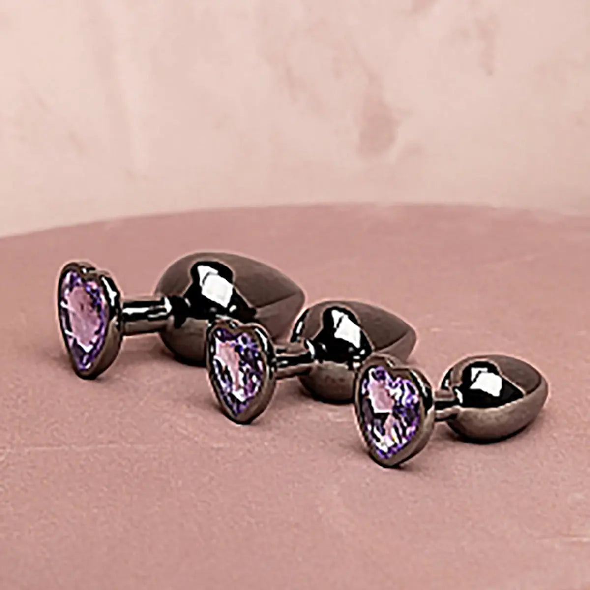 Shots Ouch! Heart Gem Butt Plug Large - Gunmetal/Amethyst - GreatEagleInc