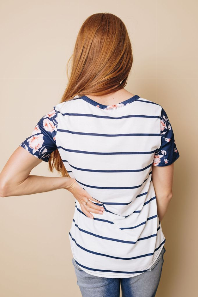 Slack Striped T-Shirt Stay Warm in Style