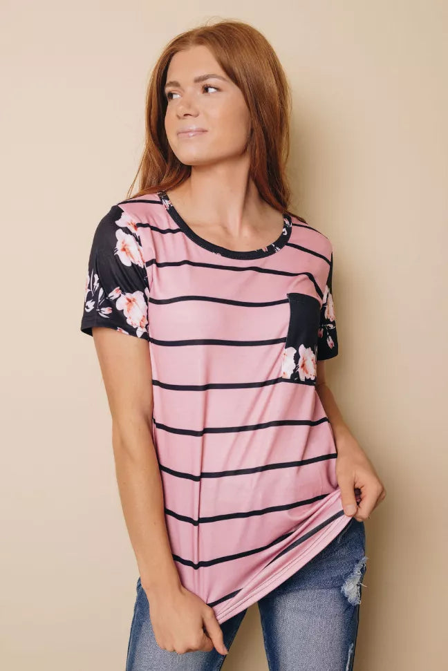 Slack Striped T-Shirt Stay Warm in Style