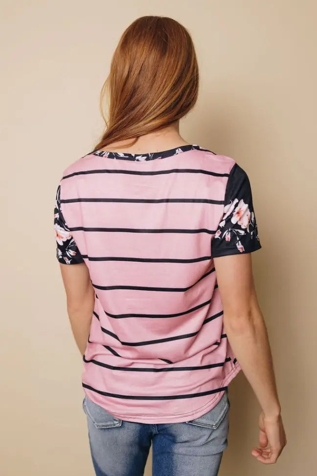 Slack Striped T-Shirt Stay Warm in Style