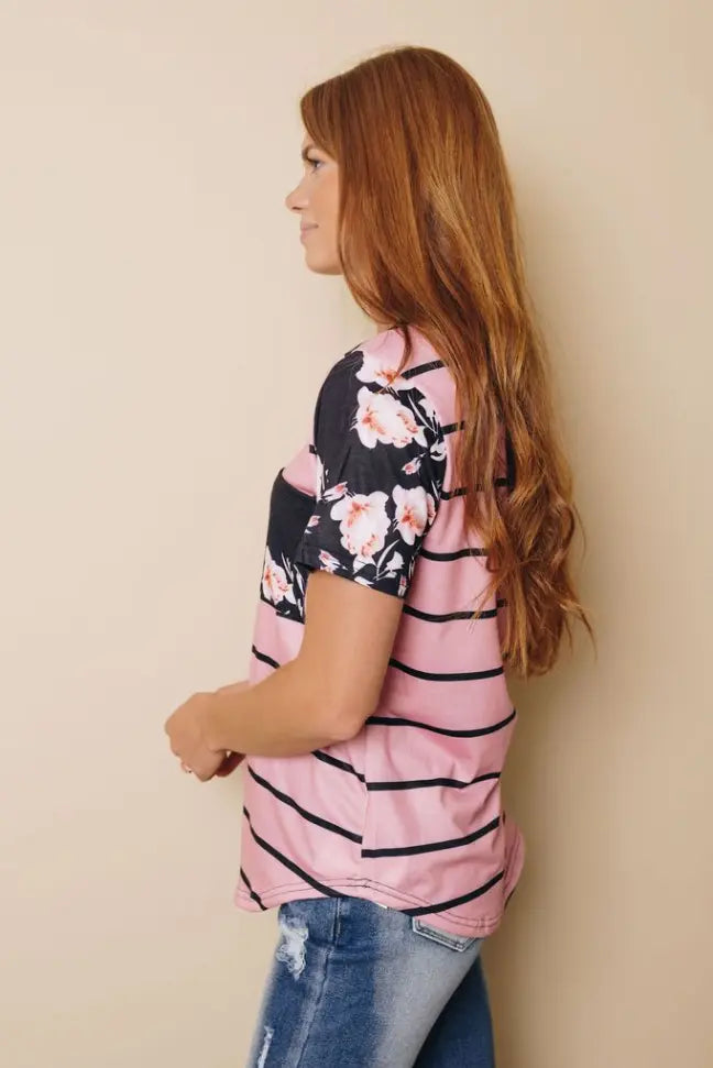 Slack Striped T-Shirt Stay Warm in Style