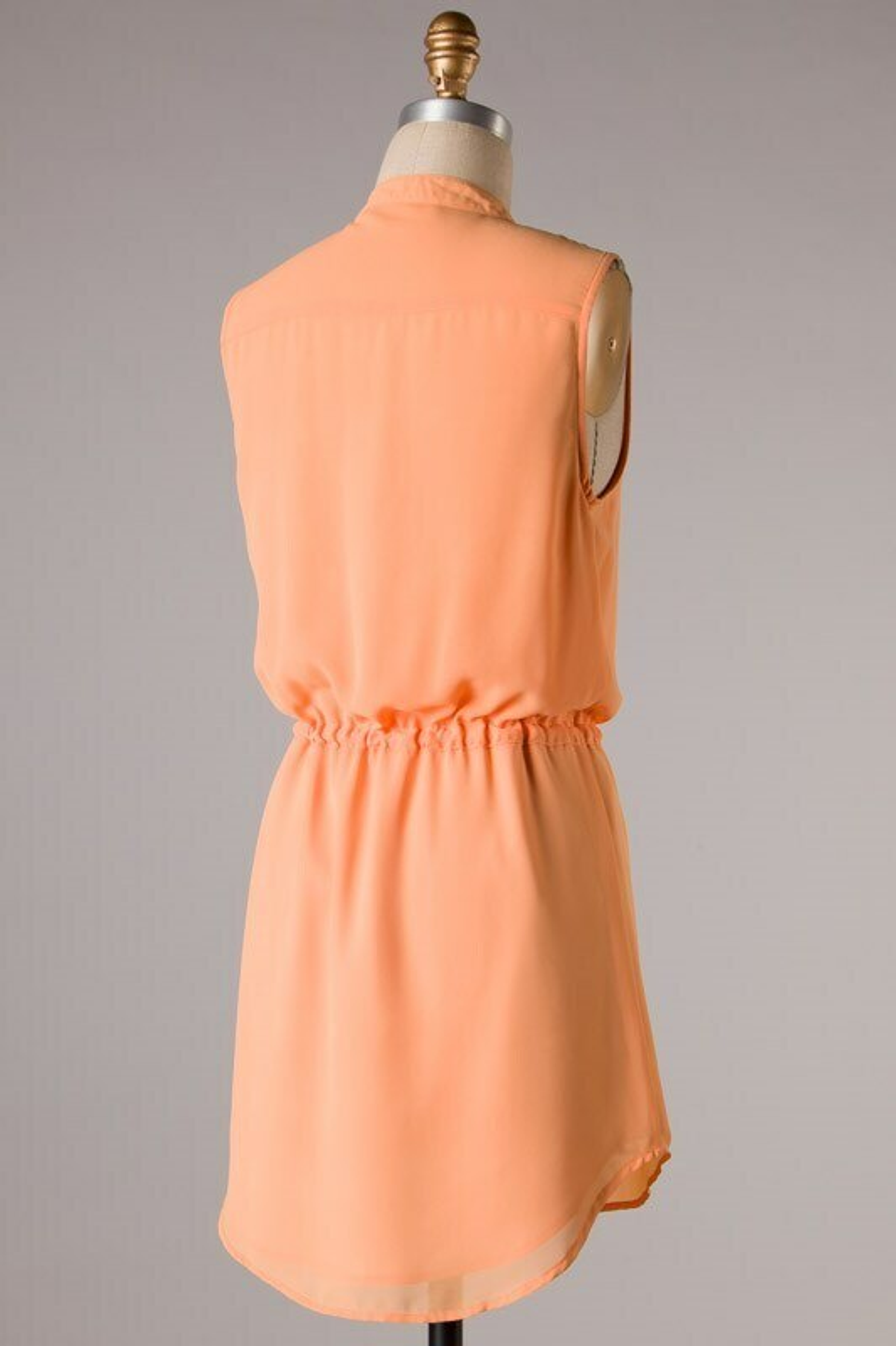 Sleeveless V-cut dress with banded waist Coral SurelyMine