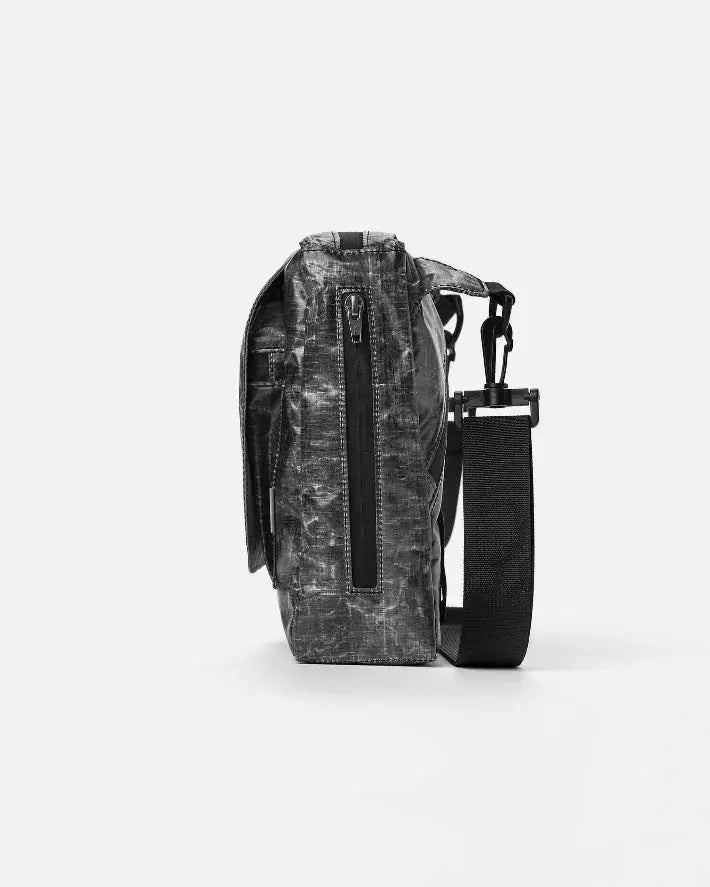 Small Carry 3.0 Satchel for Men bolstr