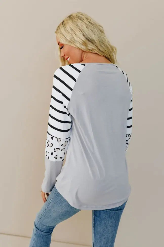 Southern Love Long Sleeve Tee Stay Warm in Style