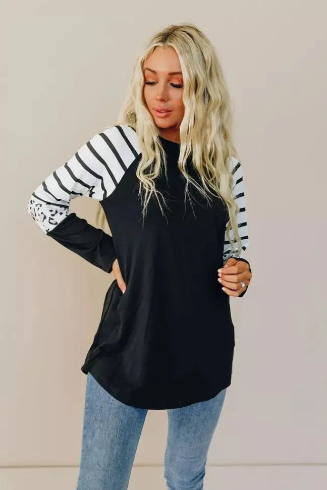 Southern Love Long Sleeve Tee Stay Warm in Style