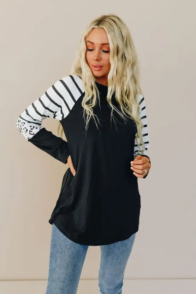 Southern Love Long Sleeve Tee Stay Warm in Style
