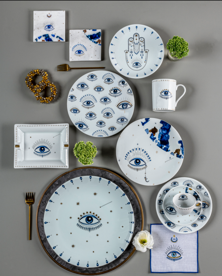 Spirit Eye Porcelain Plate / Set of 4 Monique Store