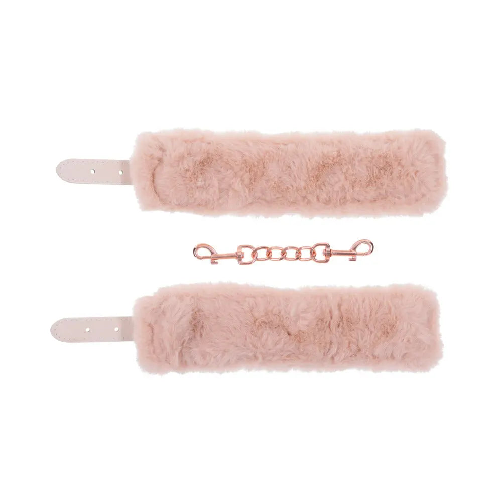 Sportsheets Sex & Mischief Peaches n CreaMe Fur Handcuffs Sportsheets