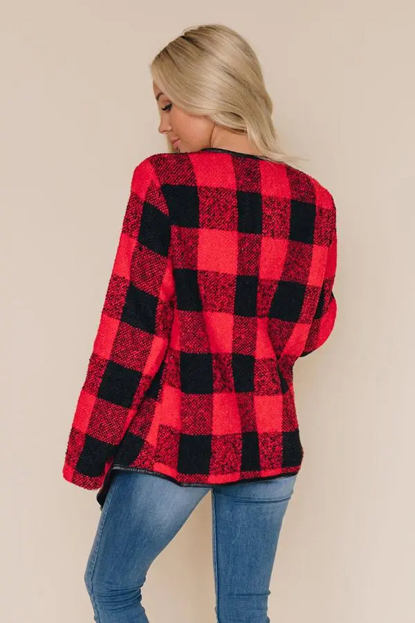 Staying Cozy Plaid Coat Stay Warm in Style
