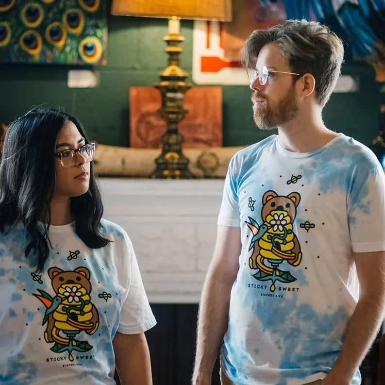Sticky Sweet T-shirt Bigfoot Kick