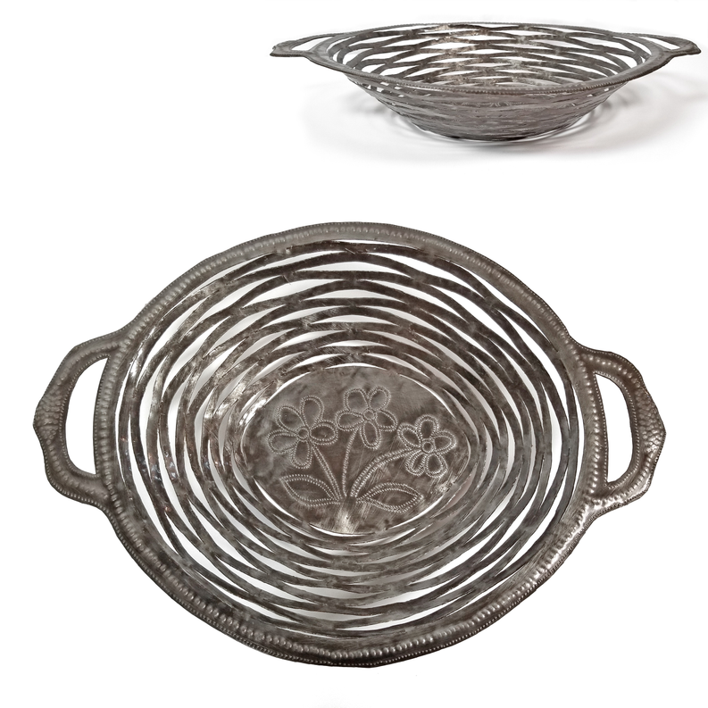 Straw Bowl with Flower Emboss Le Primitif Galleries