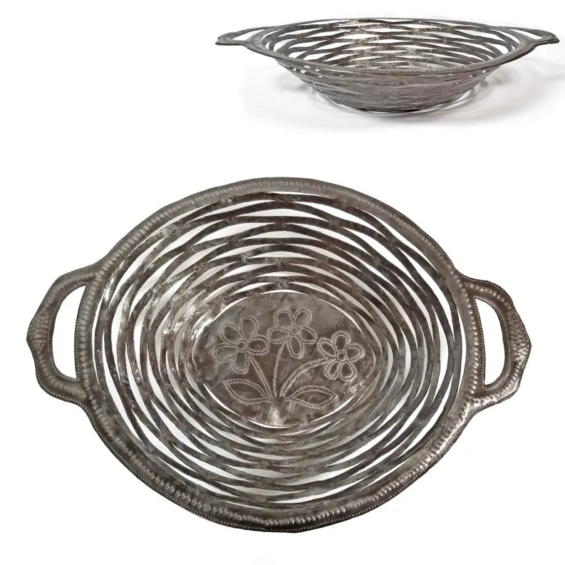 Straw Bowl with Flower Emboss Le Primitif Galleries