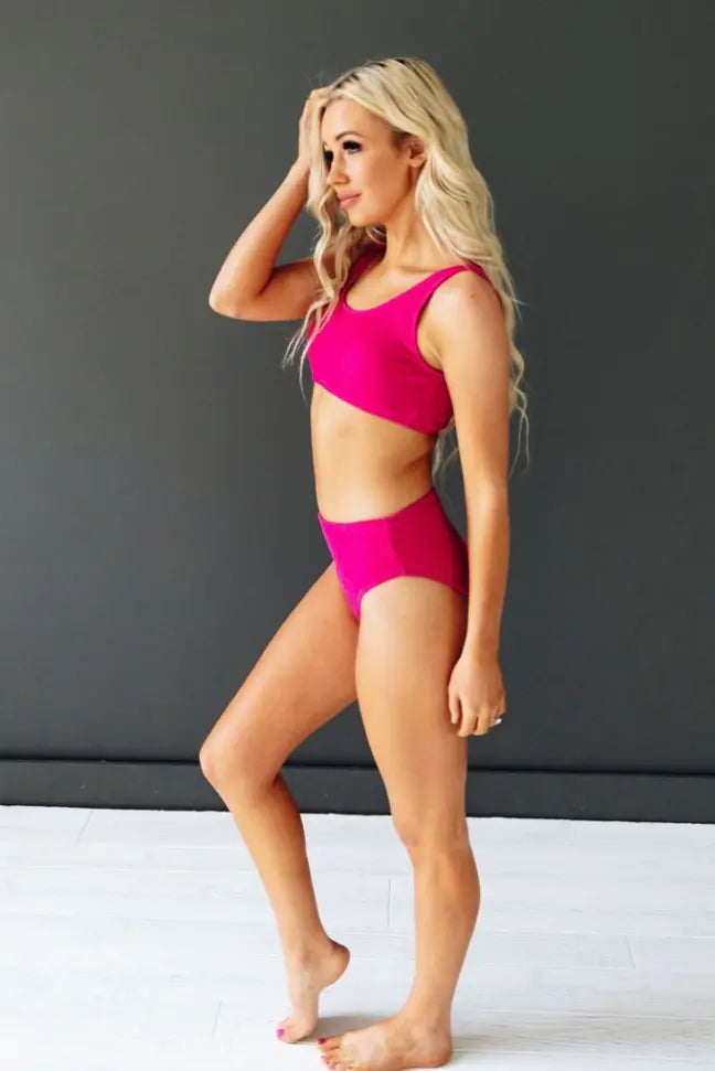Sunshine Mood Textured Bikini Stay Warm in Style