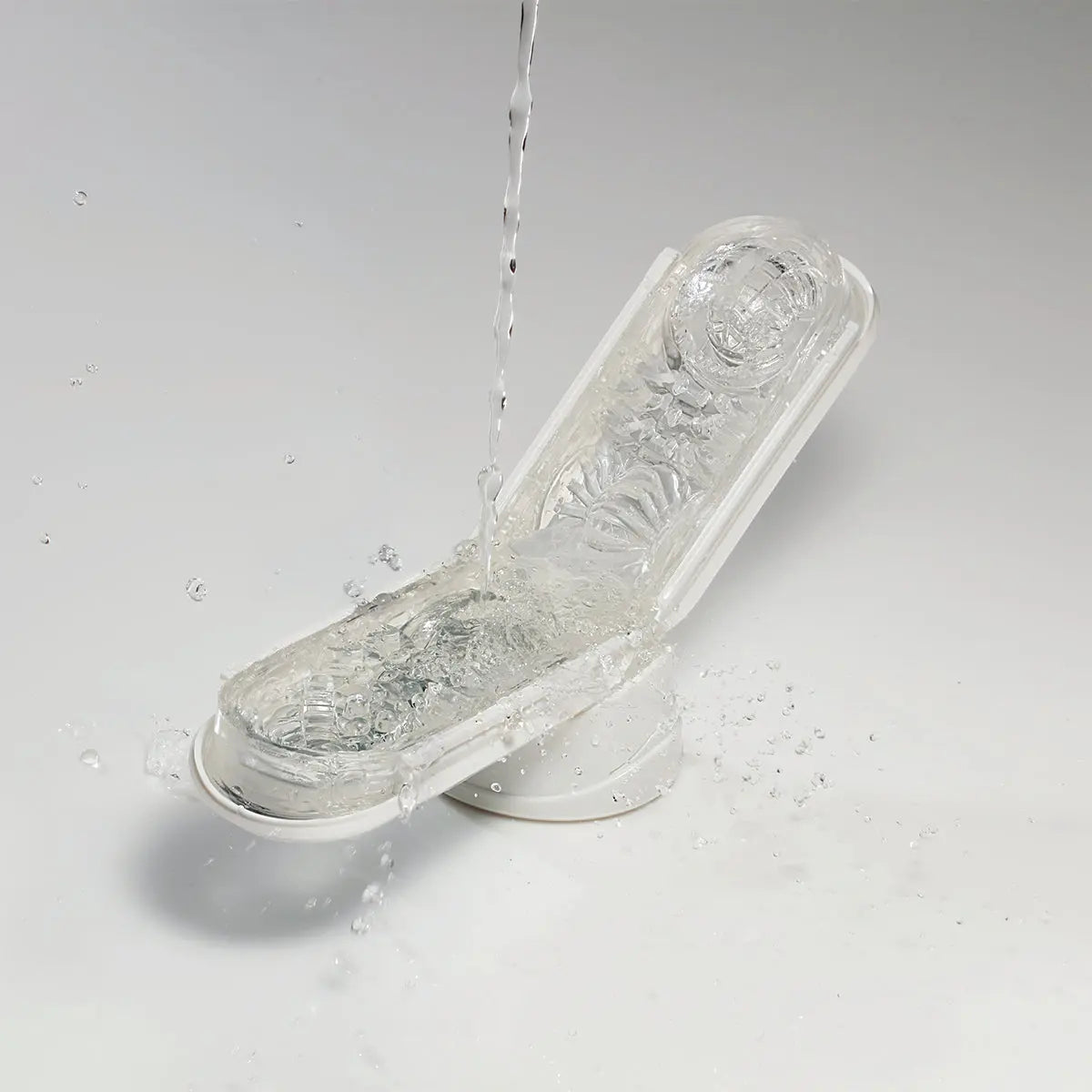TENGA Flip Zero Vibrating - White - GreatEagleInc