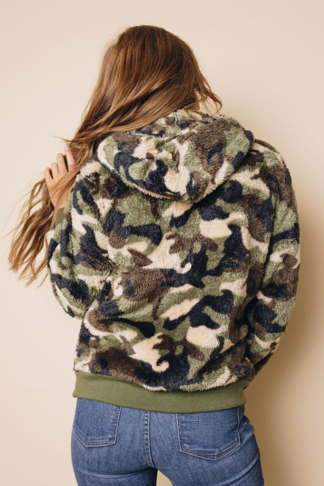 Tamy Fleece Hooded Coat Stay Warm in Style