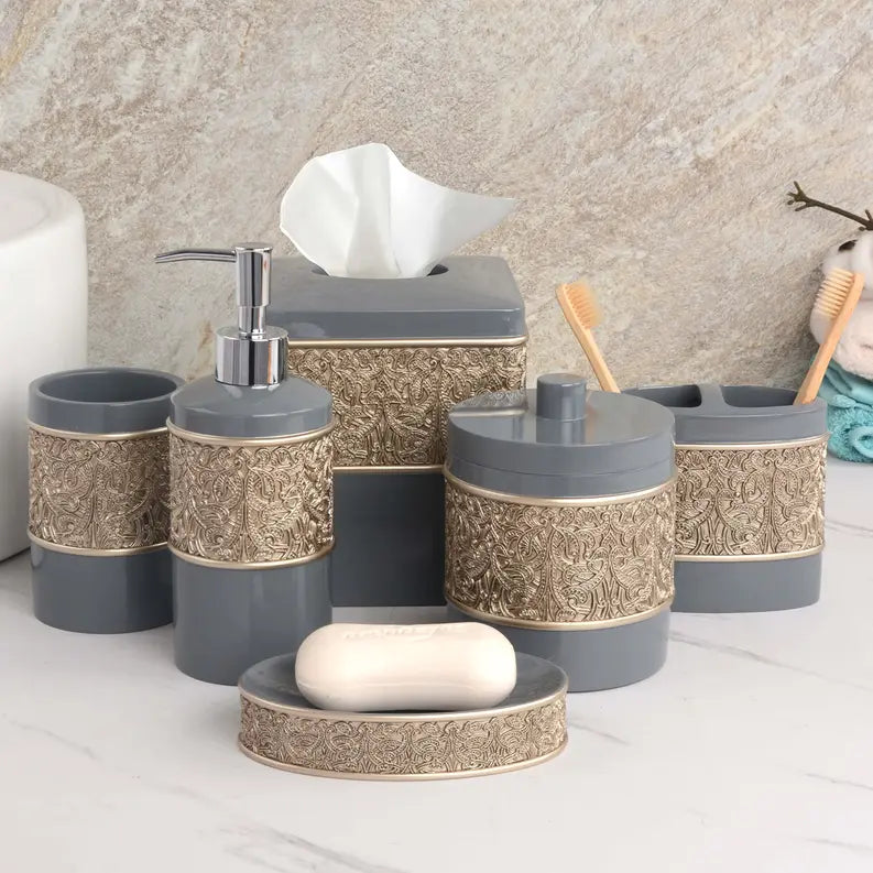 The Fionola Collection Decozen