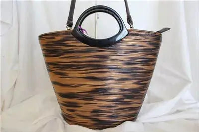 The Liz Kiara Purse