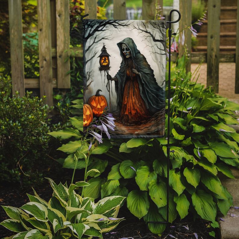 The Weeping Woman Spooky Halloween Garden Flag Caroline's Treasures