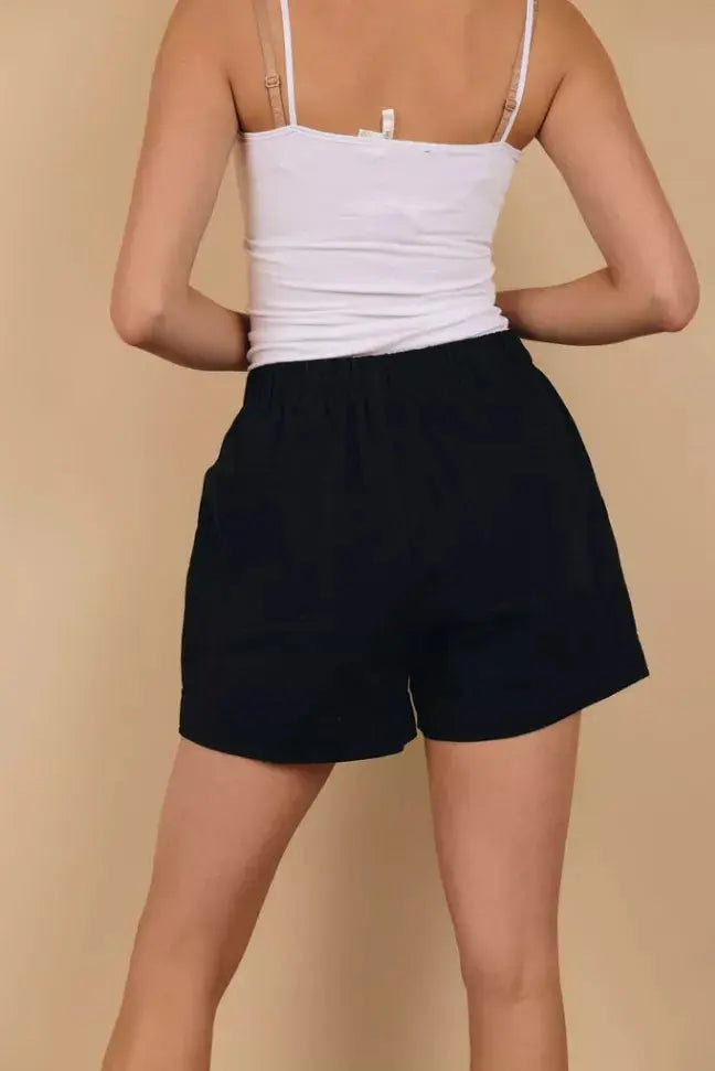Thompson Drawstring Shorts Stay Warm in Style
