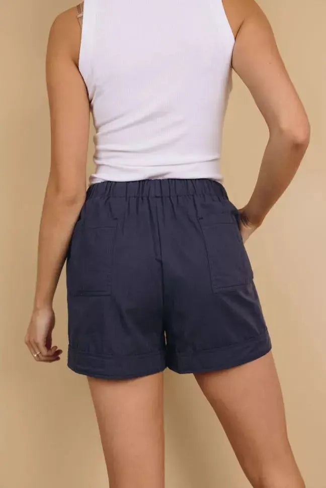 Thompson Drawstring Shorts Stay Warm in Style