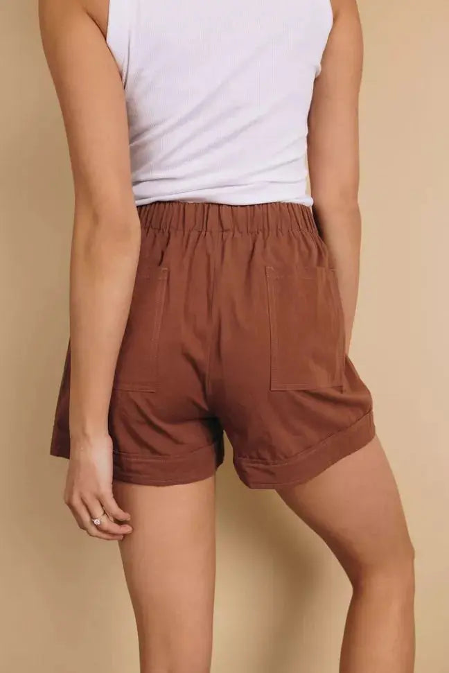 Thompson Drawstring Shorts Stay Warm in Style