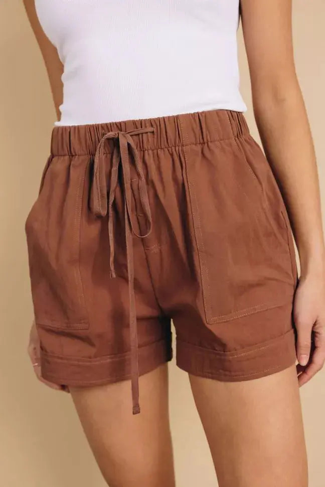 Thompson Drawstring Shorts Stay Warm in Style