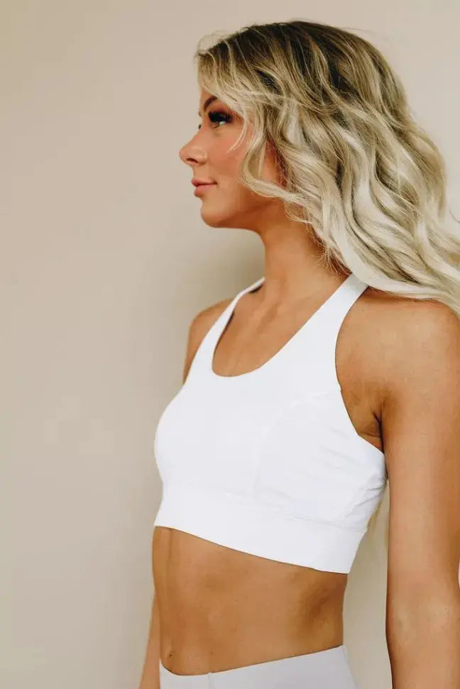 Tied Up Sports Bra Stay Warm in Style