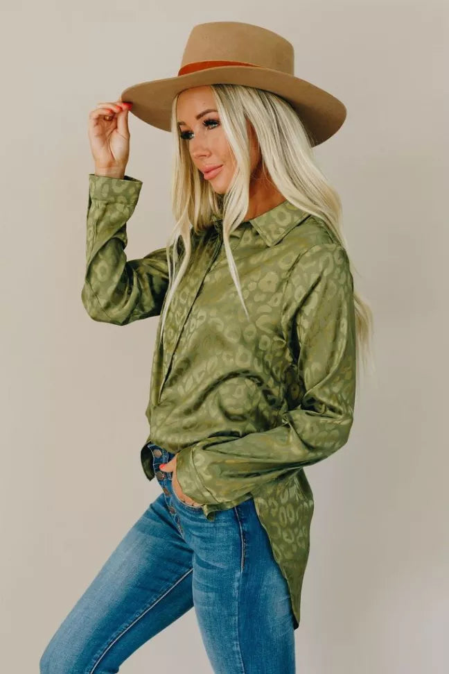 Tiger King Leopard Button Up Top Stay Warm in Style