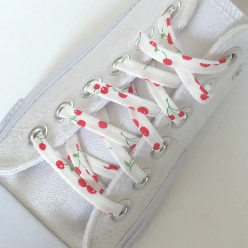 Tiny Skulls Shoelaces Cutelaces