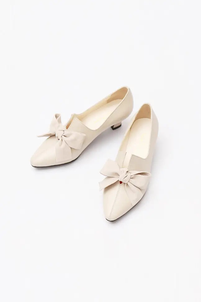 Truble Maaker | Leather Bow Mid-heel Pumps Fangyan