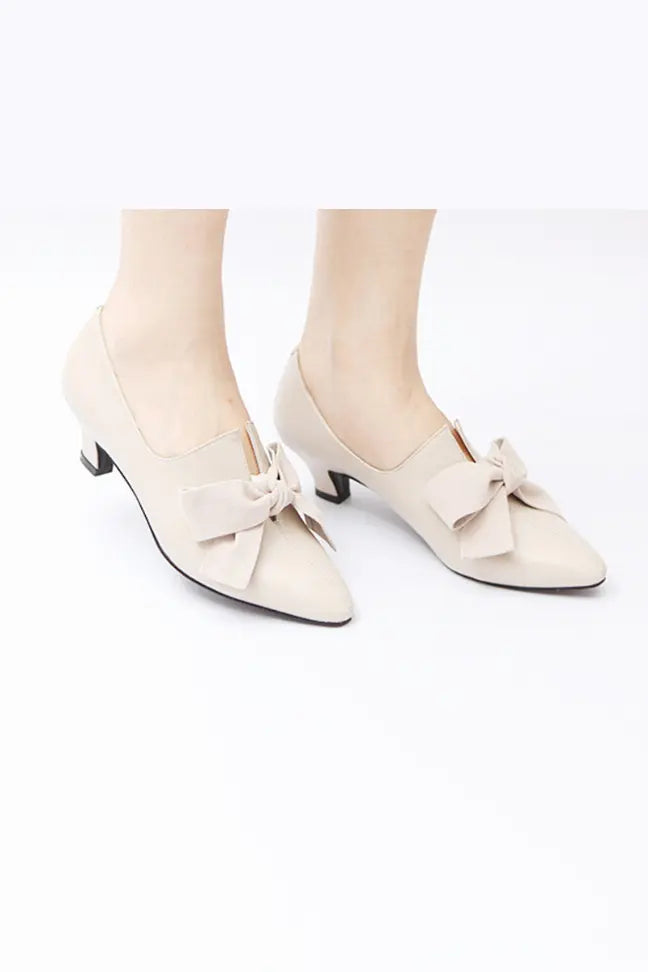 Truble Maaker | Leather Bow Mid-heel Pumps Fangyan