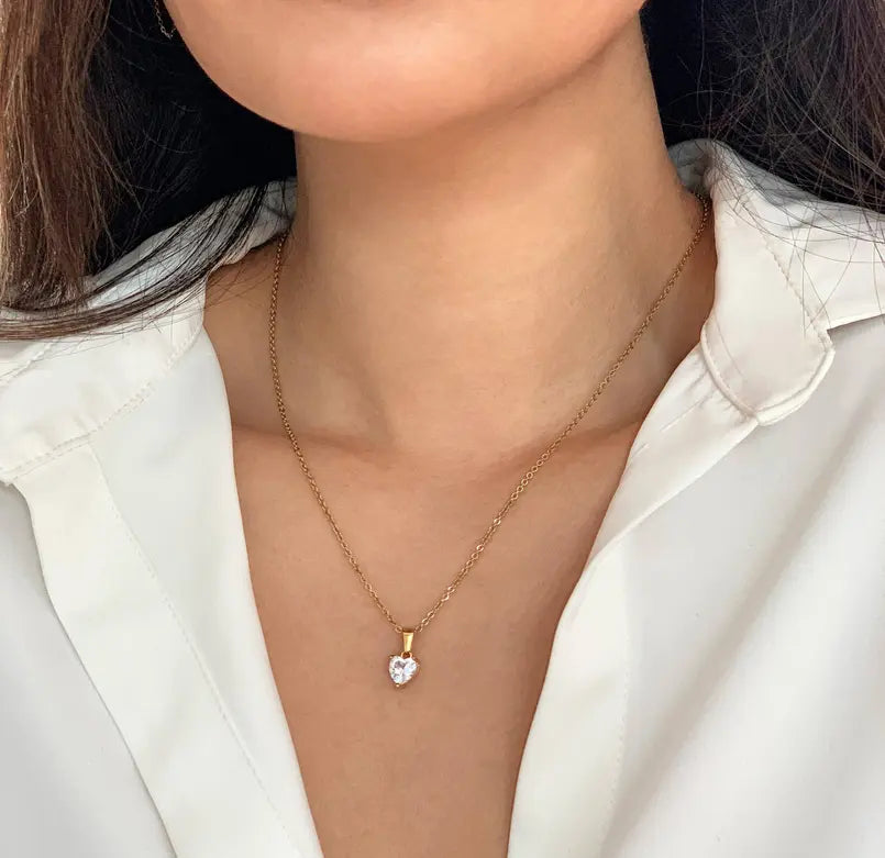 VALENTINE HEART CZ DIAMOND PENDANT NECKLACE Mai Desiree