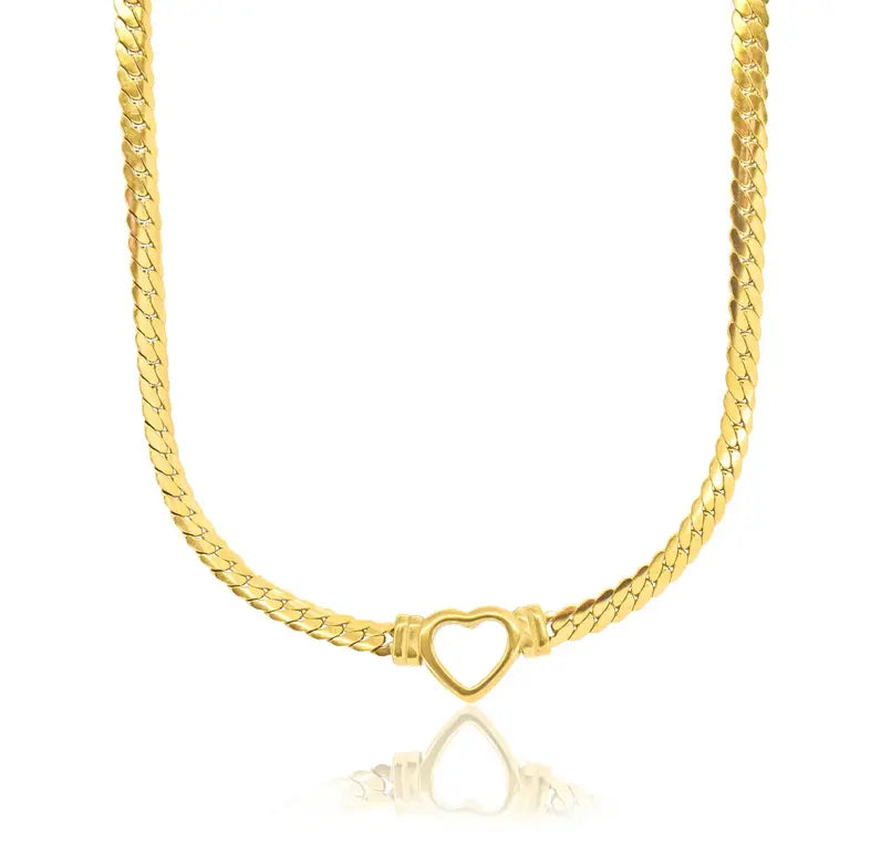 VITTORIA HEART SNAKE CHAIN NECKLACE Mai Desiree