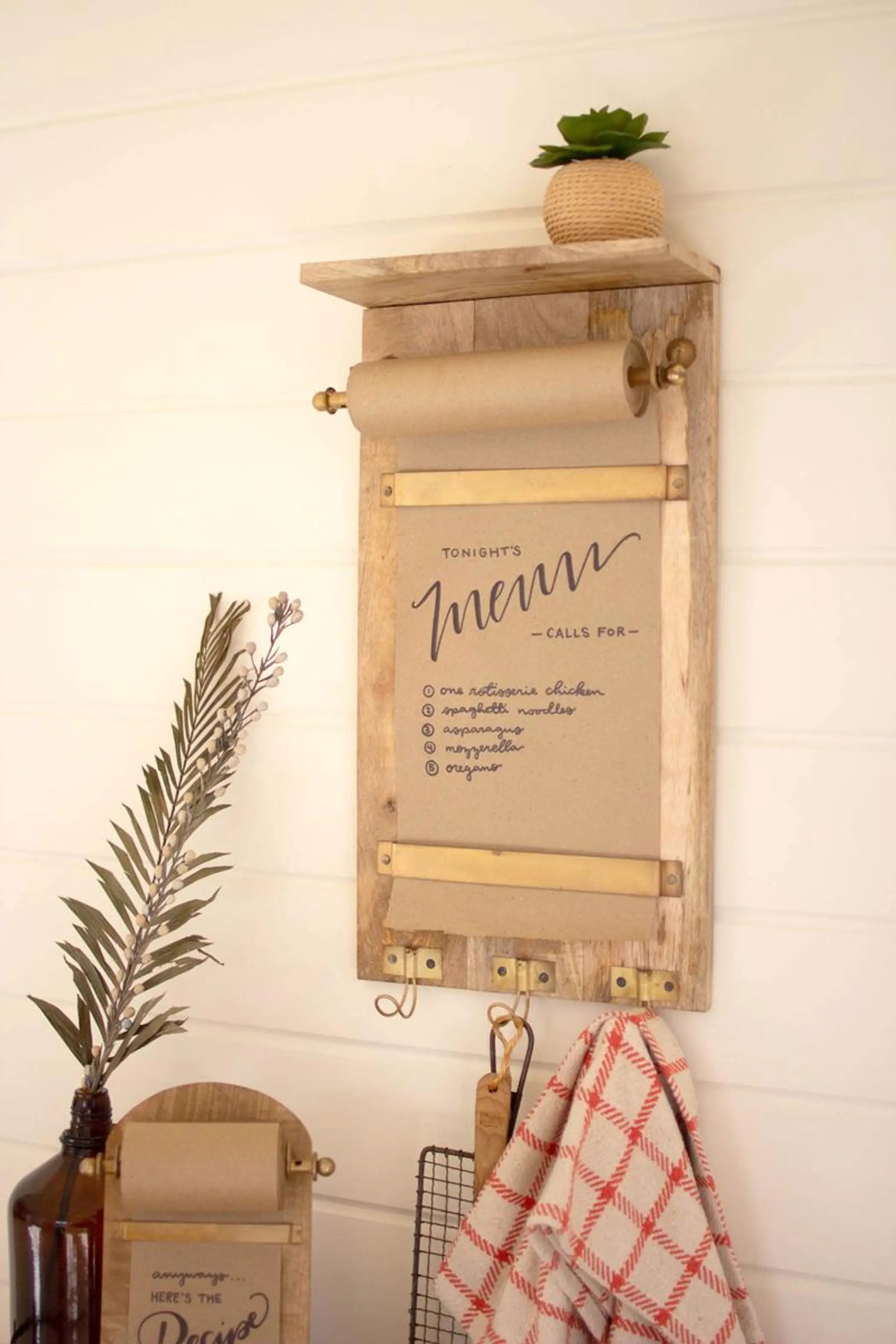 WOODEN WALL NOTE ROLL WITH COAT HOOKS Kalalou