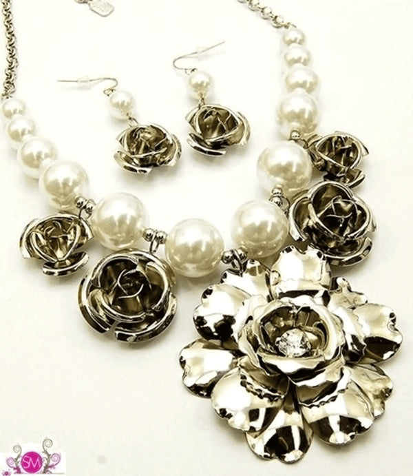 White Crystal Pearl and Chunky Flowers Set SurelyMine