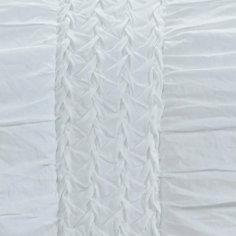 White Geometric Queen Quilt - GreatEagleInc