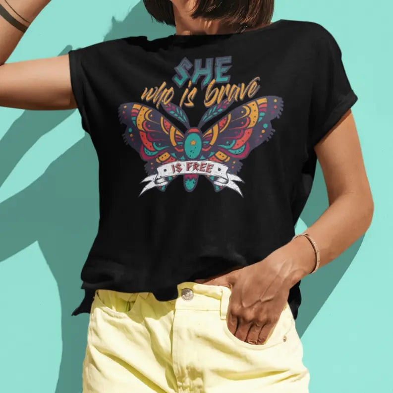 Women's Retro She Who is Brave Is Free T-Shirt Dream Team Designs