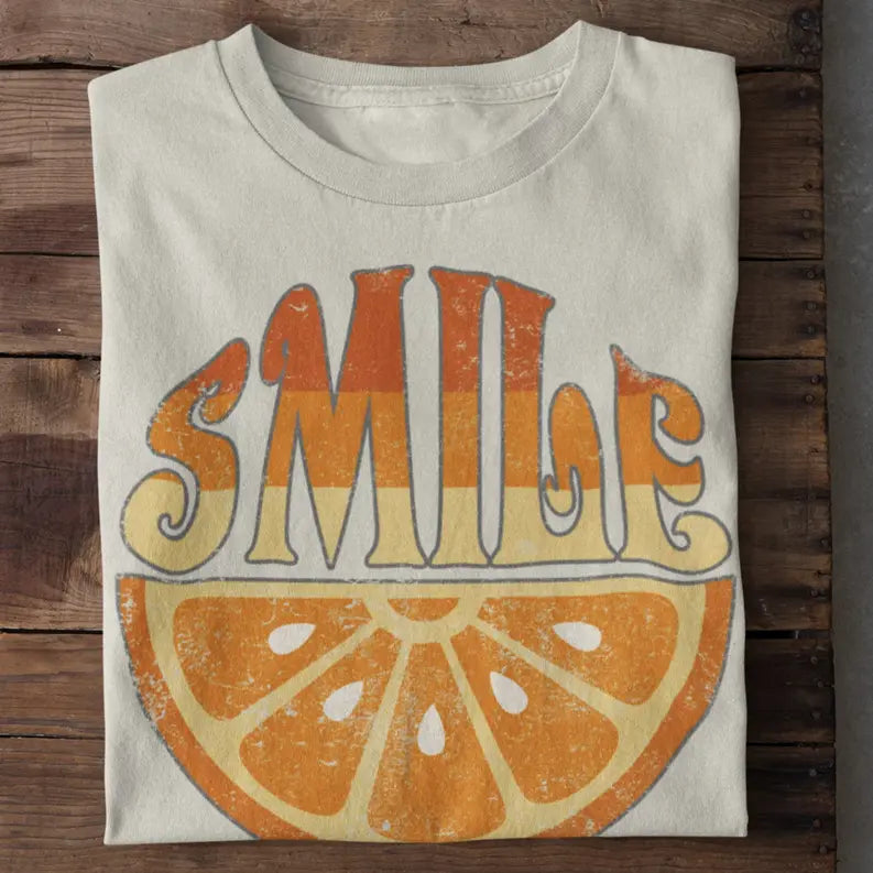 Women's Retro Smile T-Shirt Dream Team Designs
