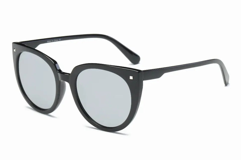 Women's Round Cat Eye Sunglasses IRIS FASHION INC