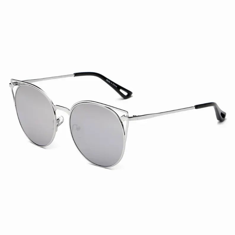 Women's Round Cat Eye Sunglasses IRIS FASHION INC