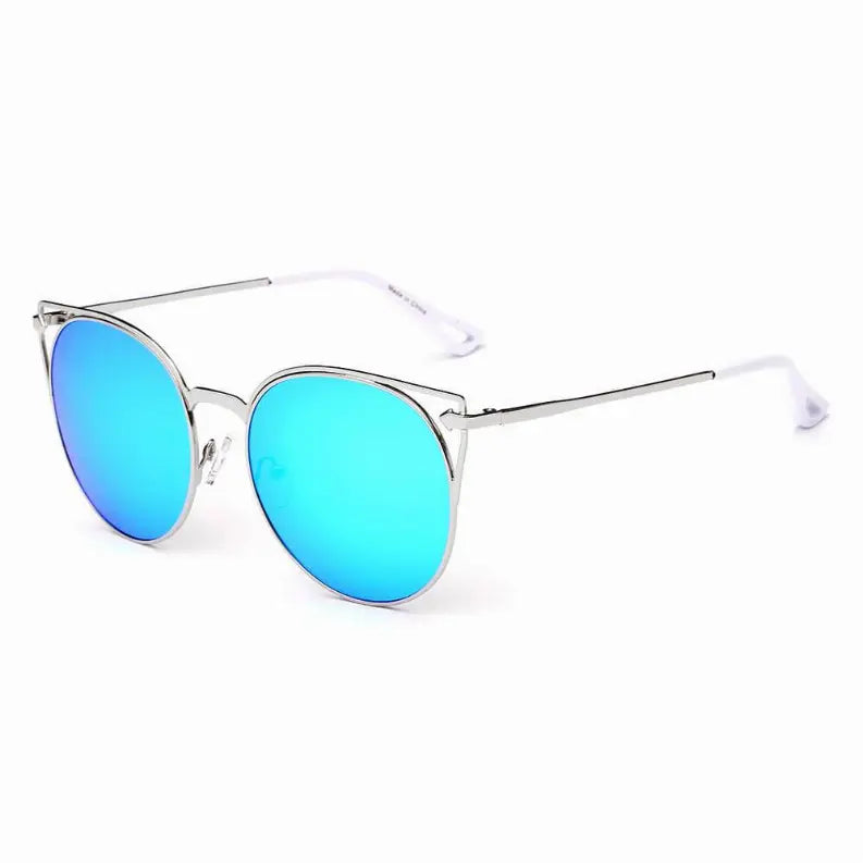 Women's Round Cat Eye Sunglasses IRIS FASHION INC