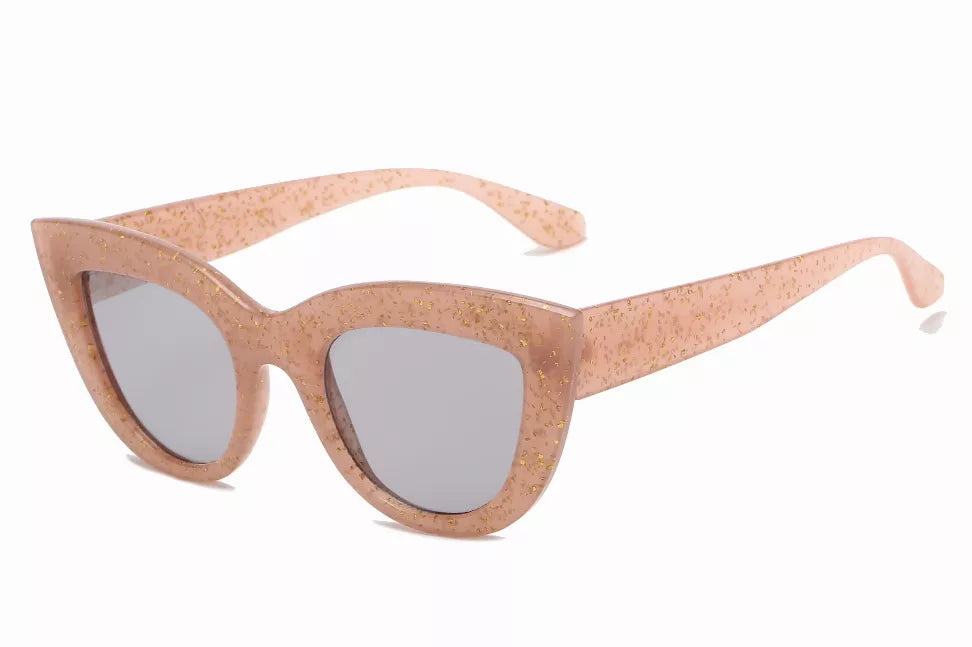 Women's Round Cat Eye Sunglasses IRIS FASHION INC