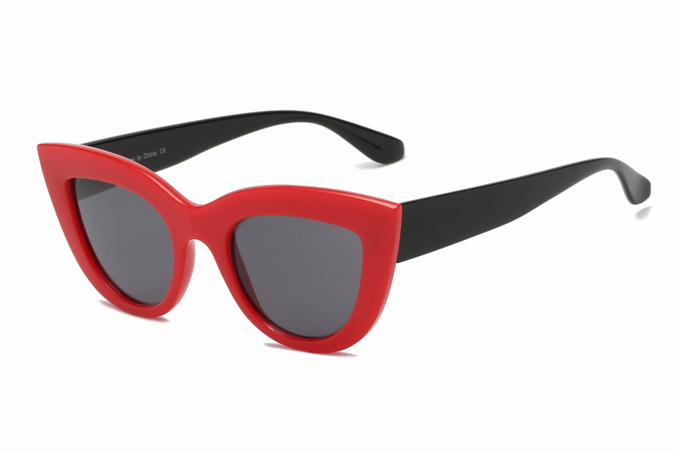 Women's Round Cat Eye Sunglasses IRIS FASHION INC