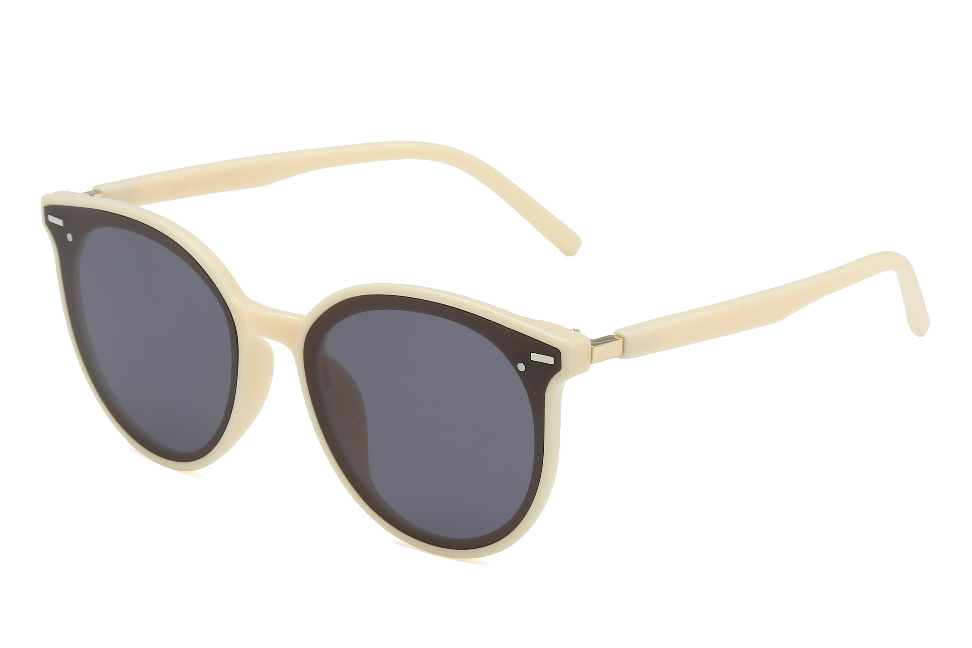 Women's Round Cat Eye Sunglasses IRIS FASHION INC